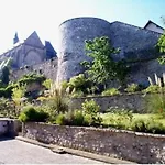 De La Tour 3* Pont-de-lʼArche