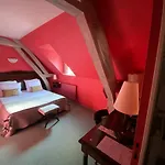 Otel De La Tour Pont-de-lʼArche