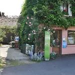Otel De La Tour