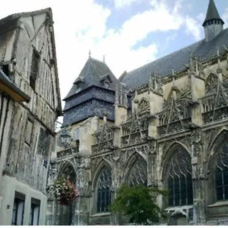 De La Tour 3* 蓬德拉尔什