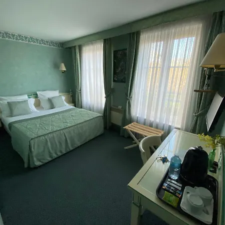 De La Tour 蓬德拉尔什