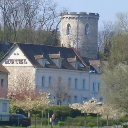 Szálloda De La Tour 3*