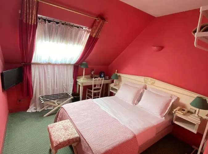 De La Tour Pont-de-l'Arche