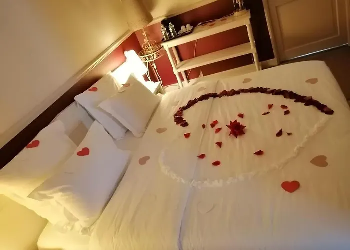 De La Tour Pont-de-l'Arche